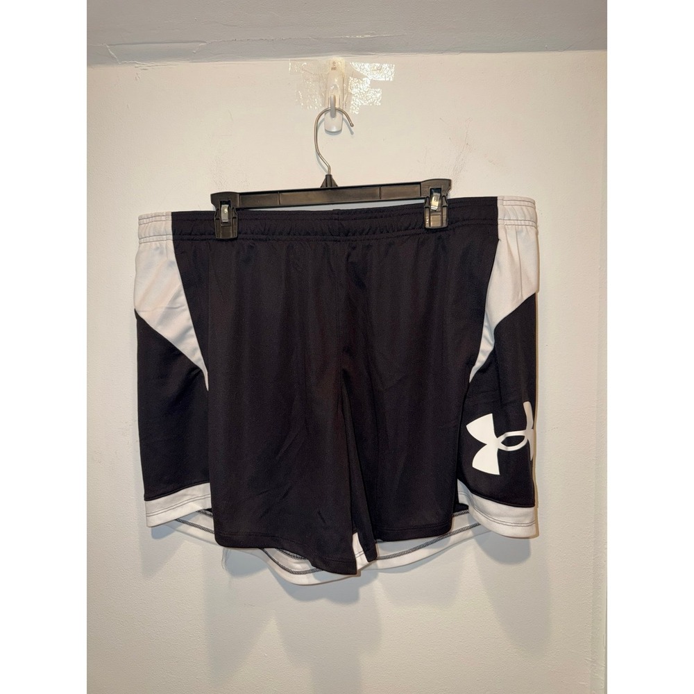 Under Armour Womens Black Shorts. Womens XXL
